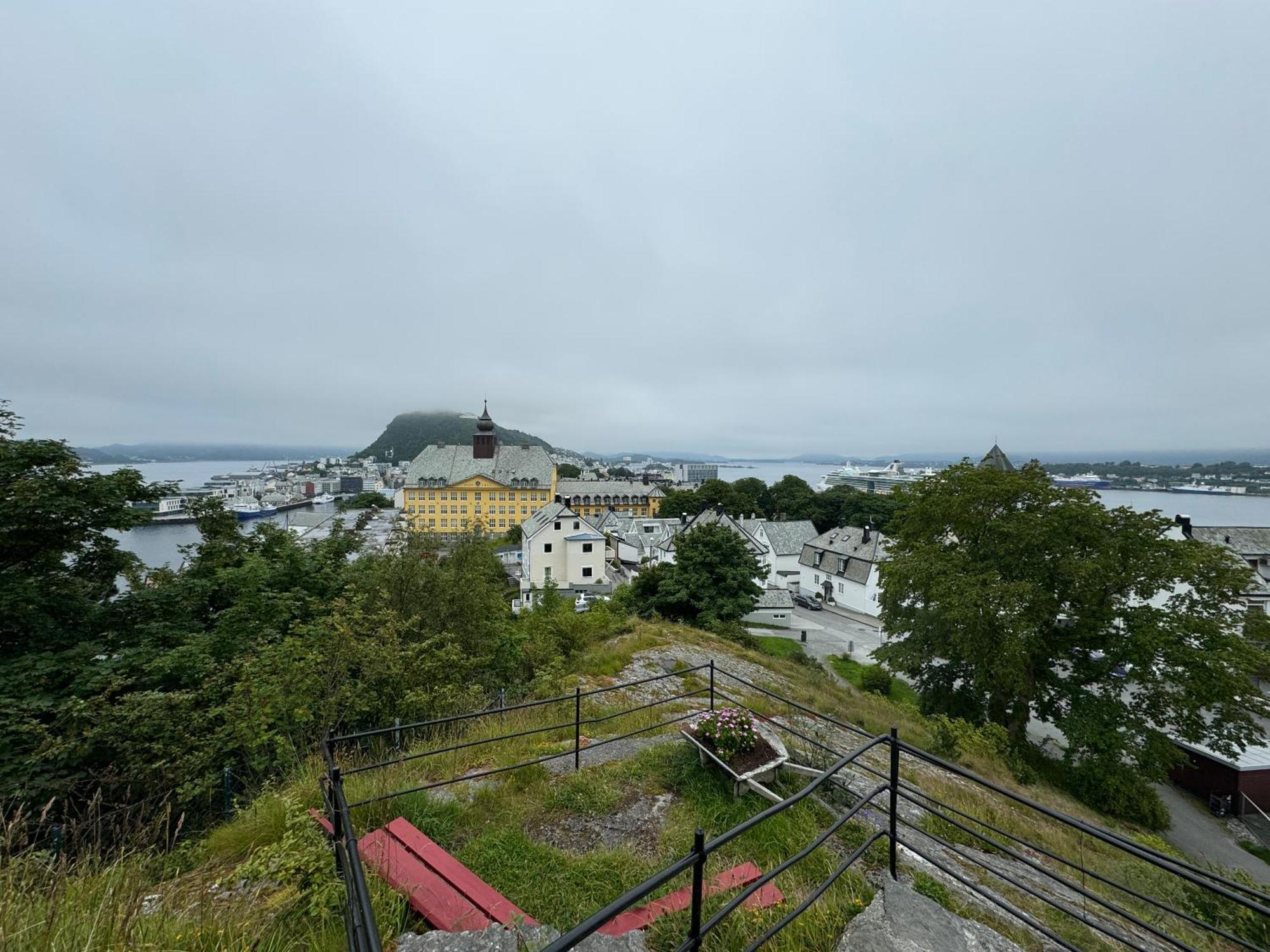 Leilighet I Alesund. Екстериор снимка